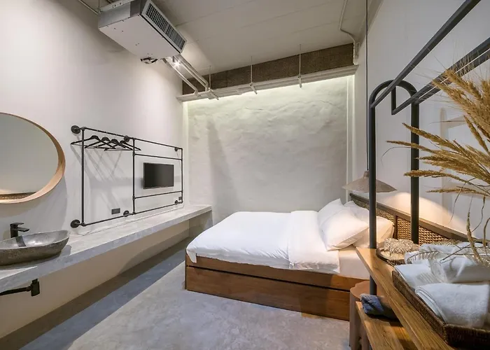 Siam Shelter 3*